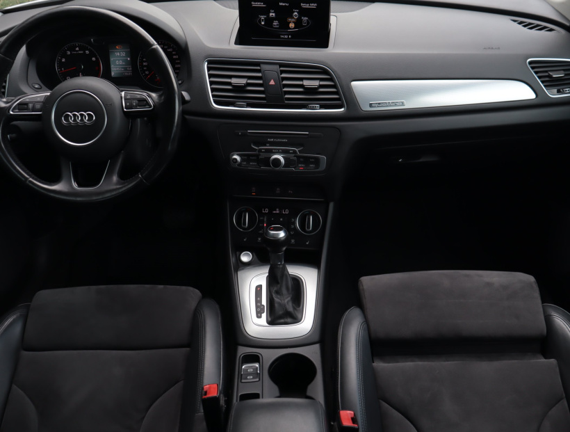 Audi Q3, 2015