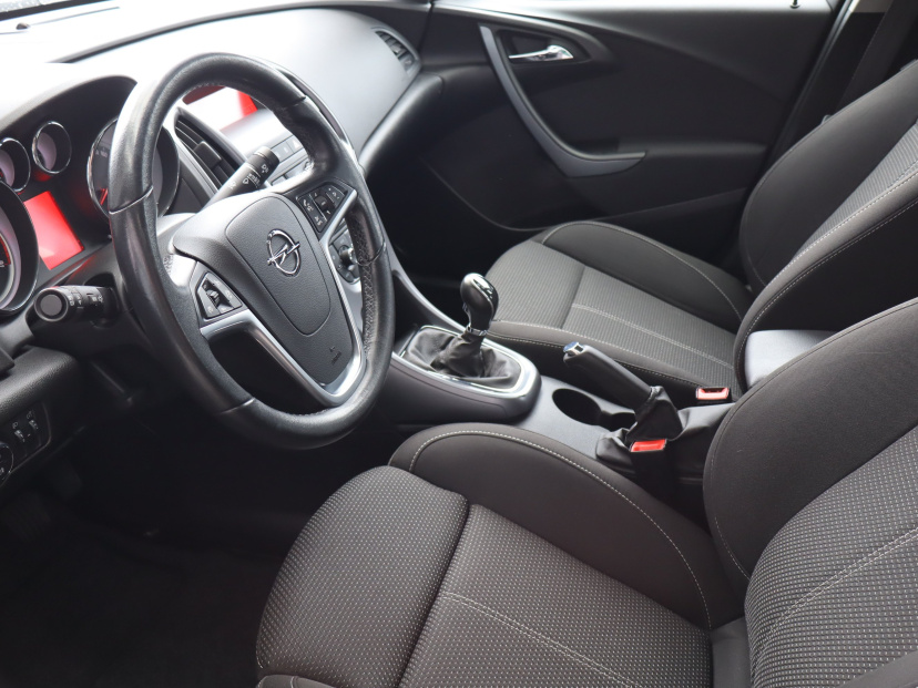 Opel Astra, 2017