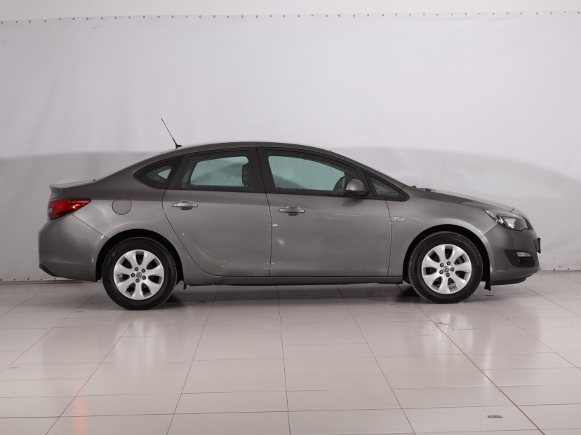 Opel Astra, 2017