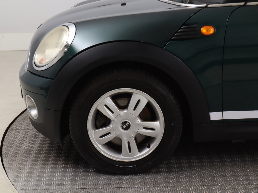 MINI 3-door, 2009