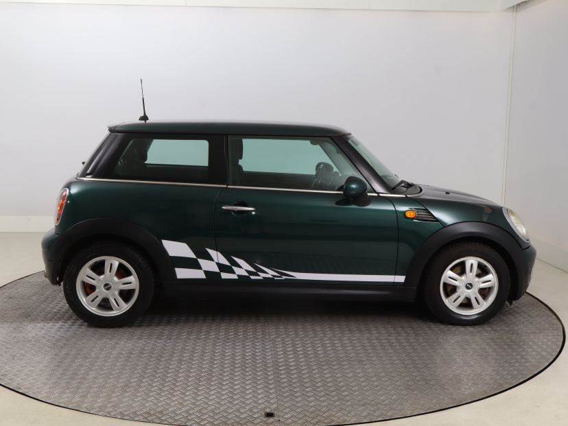 MINI 3-door, 2009