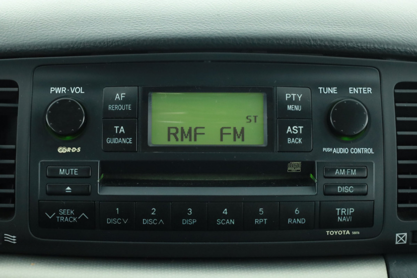Toyota Corolla, 2005