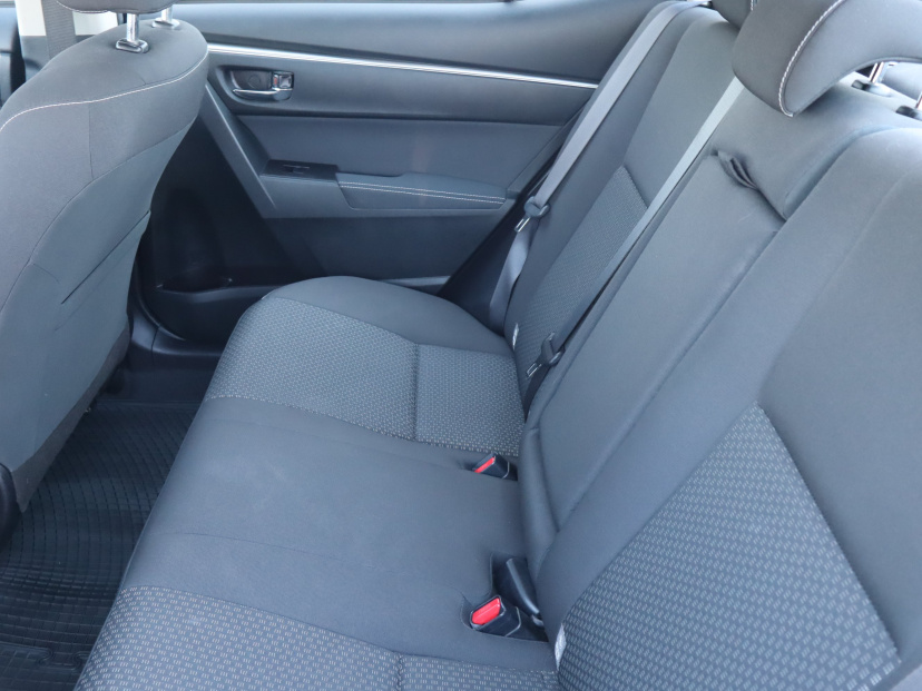 Toyota Corolla, 2013