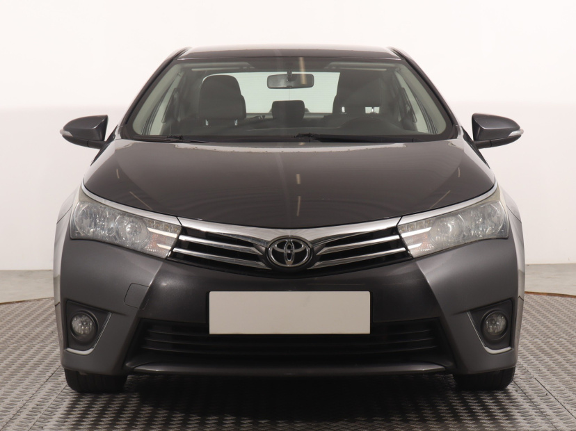 Toyota Corolla, 2013