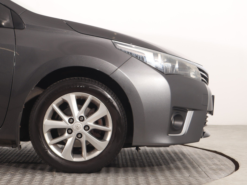 Toyota Corolla, 2013