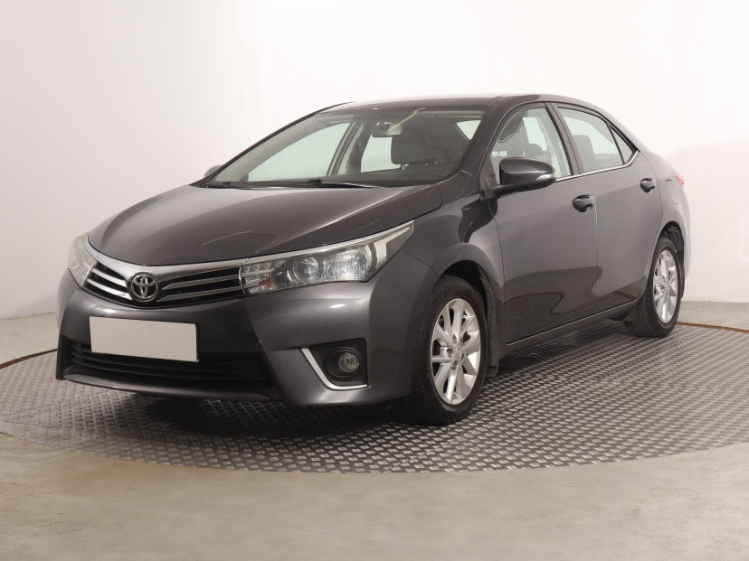 Toyota Corolla, 2013