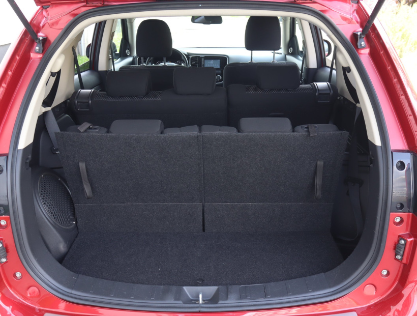 Mitsubishi Outlander, 2016