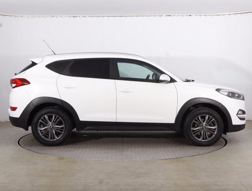 Hyundai Tucson, 2016