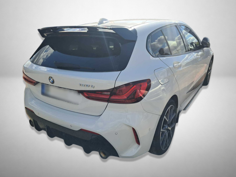 BMW 1, 2021