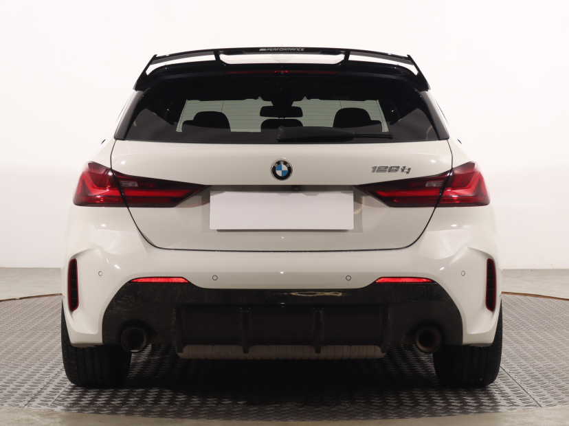 BMW 1, 2020