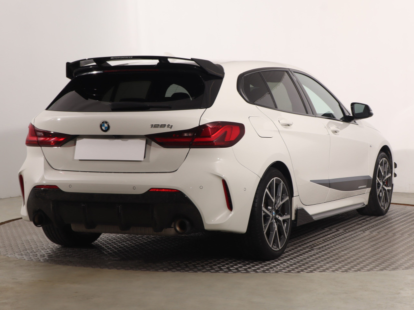 BMW 1, 2020
