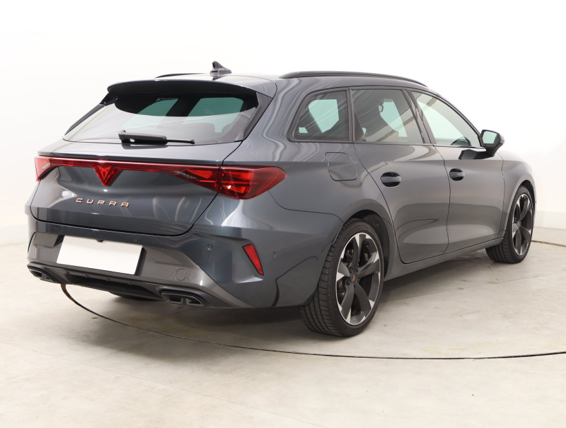 Cupra Leon, 2025