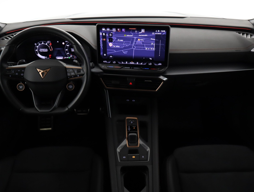 Cupra Leon, 2025