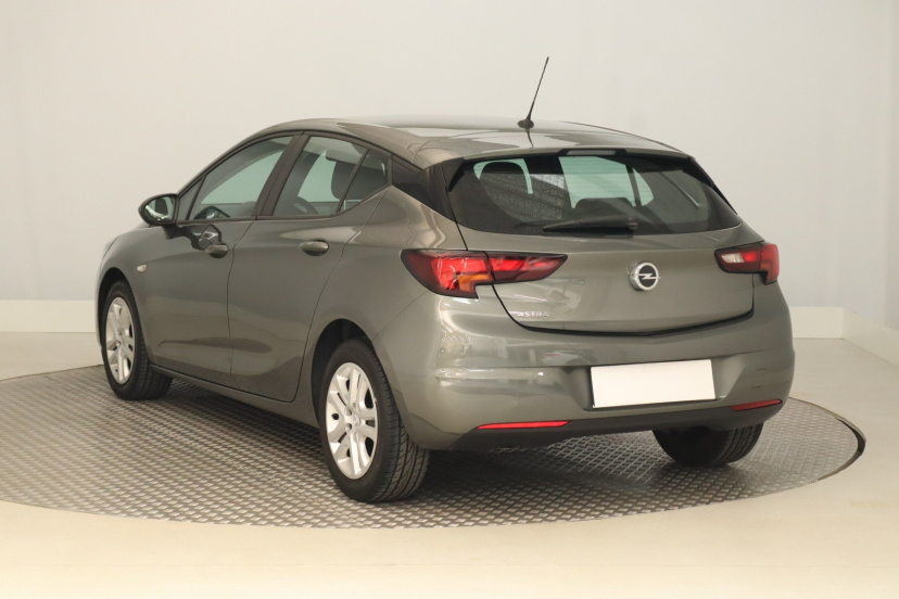 Opel Astra, 2020