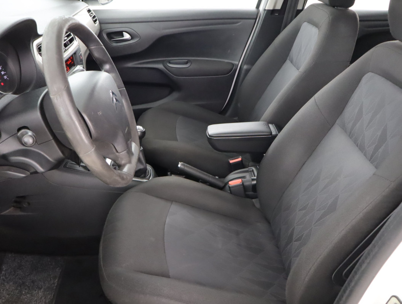 Citroen C-Elysee, 2013