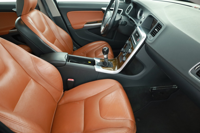 Volvo S60, 2011