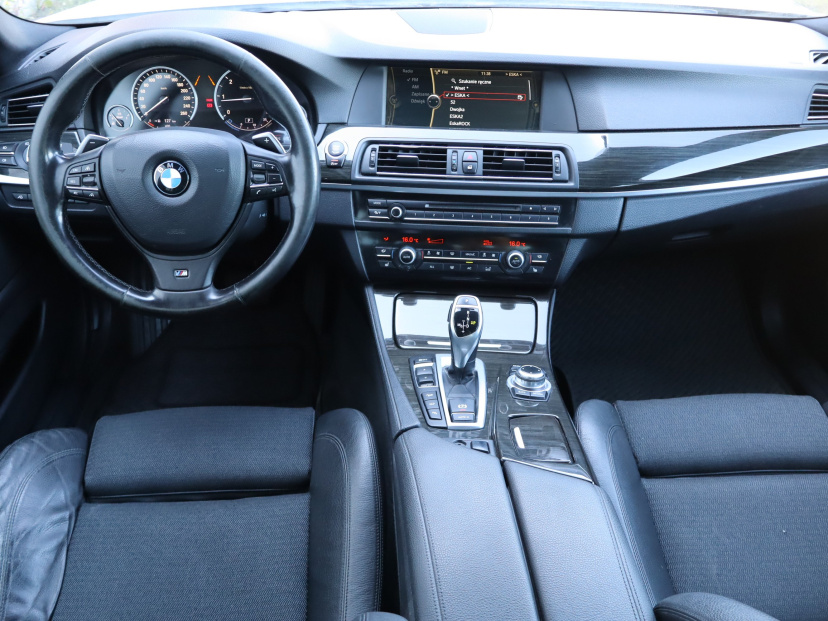 BMW 5, 2012