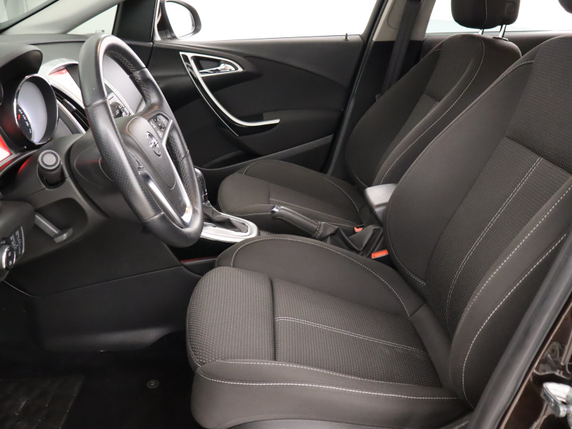 Opel Astra, 2014