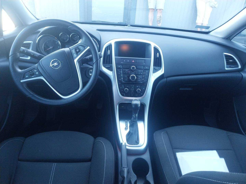 Opel Astra, 2014