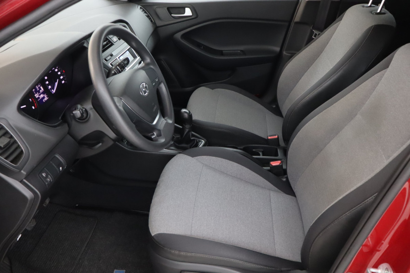 Hyundai i20, 2015