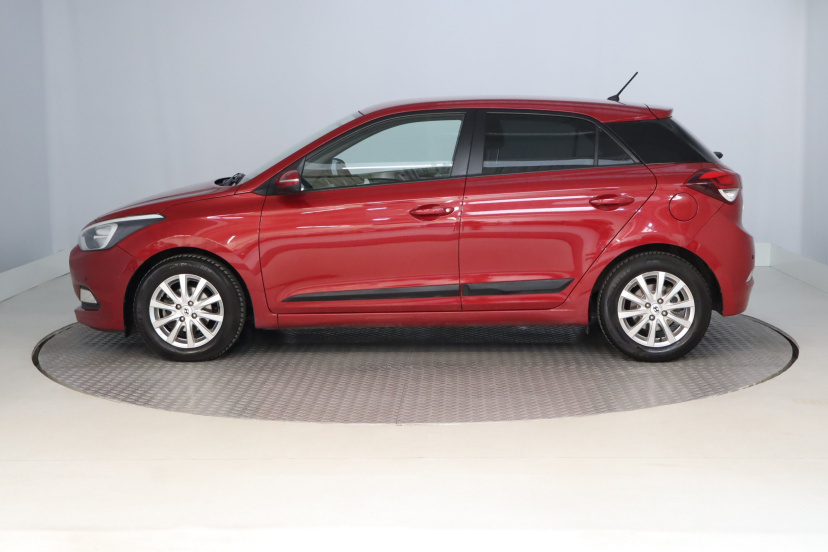 Hyundai i20, 2015