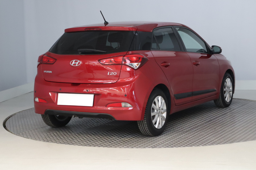 Hyundai i20, 2015
