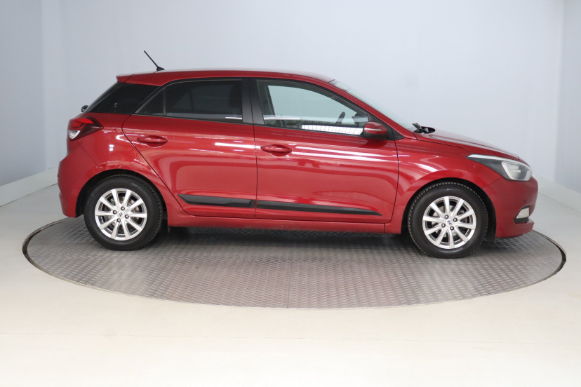 Hyundai i20, 2015