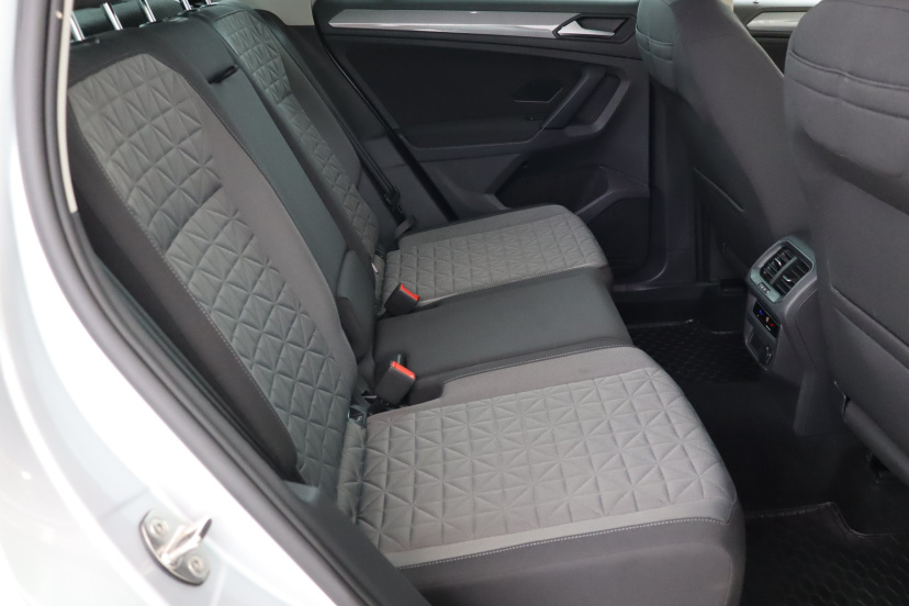 Volkswagen Tiguan, 2022