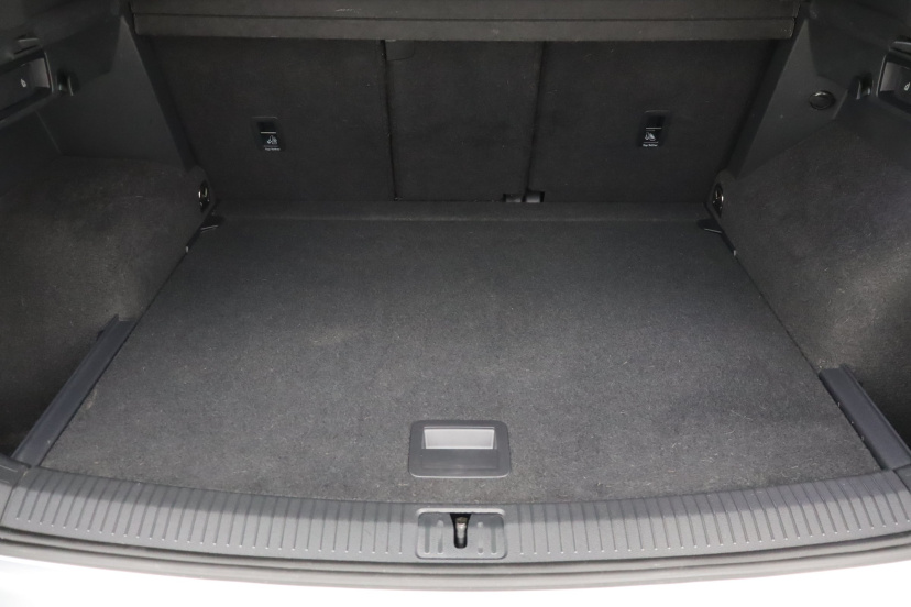 Volkswagen Tiguan, 2022