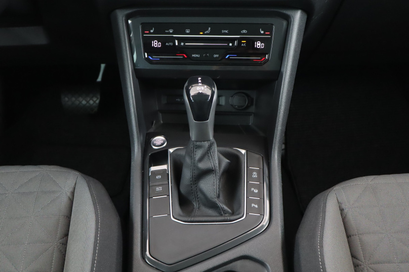 Volkswagen Tiguan, 2022