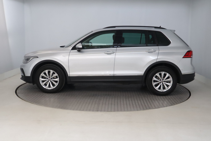 Volkswagen Tiguan, 2022