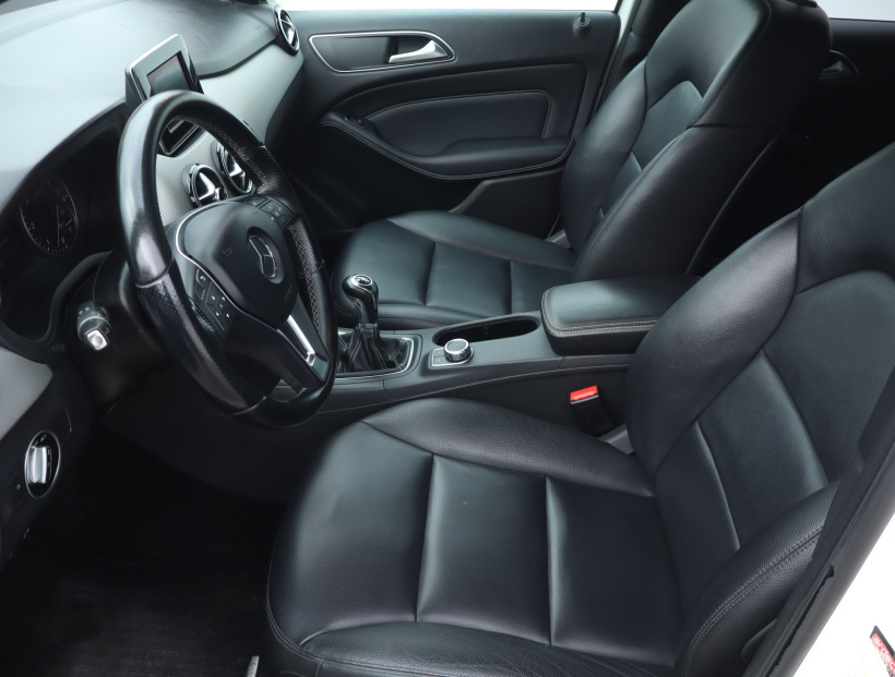 Mercedes-Benz B, 2013