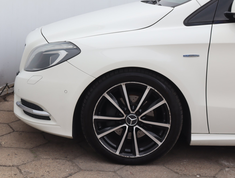 Mercedes-Benz B, 2013