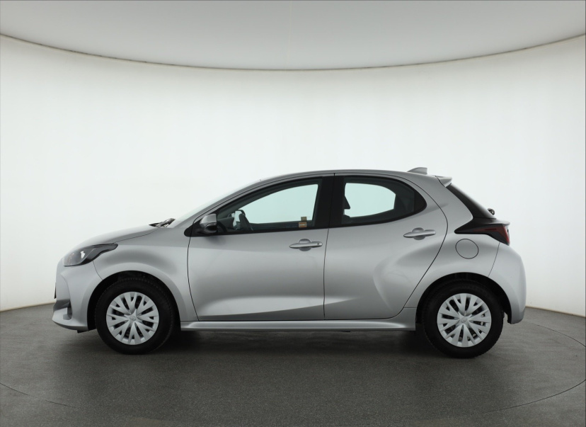 Toyota Yaris, 2024