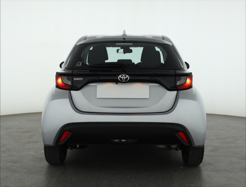 Toyota Yaris, 2024