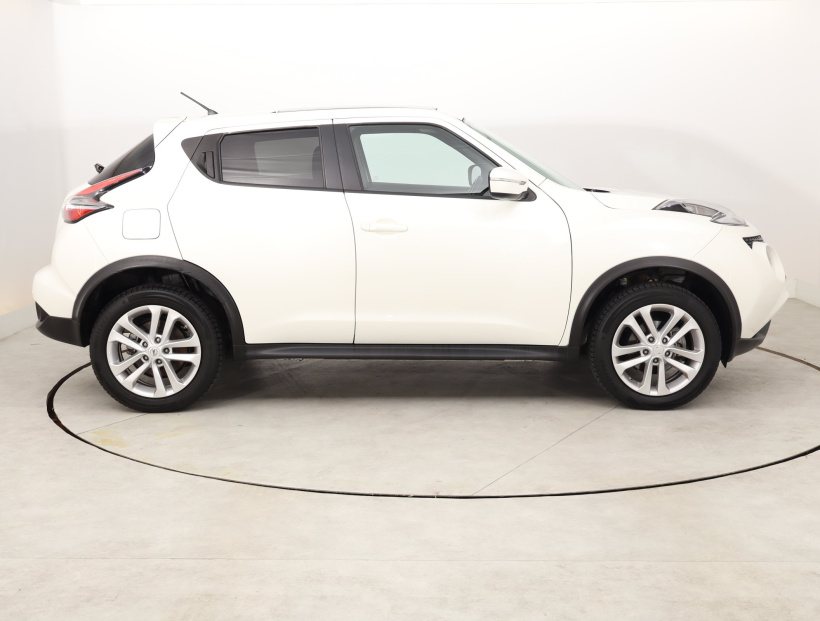 Nissan Juke, 2015