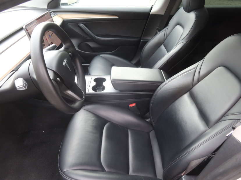 Tesla Model 3, 2021