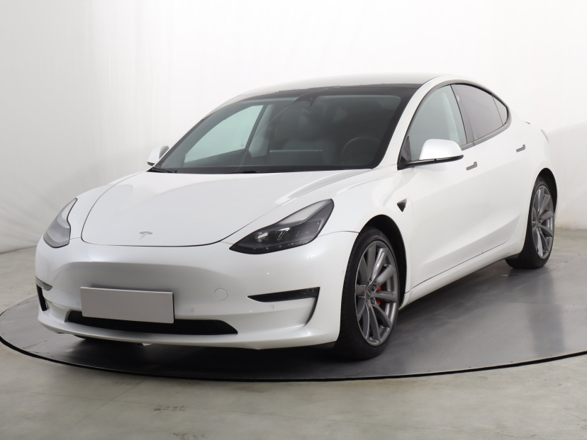 Tesla Model 3, 2021