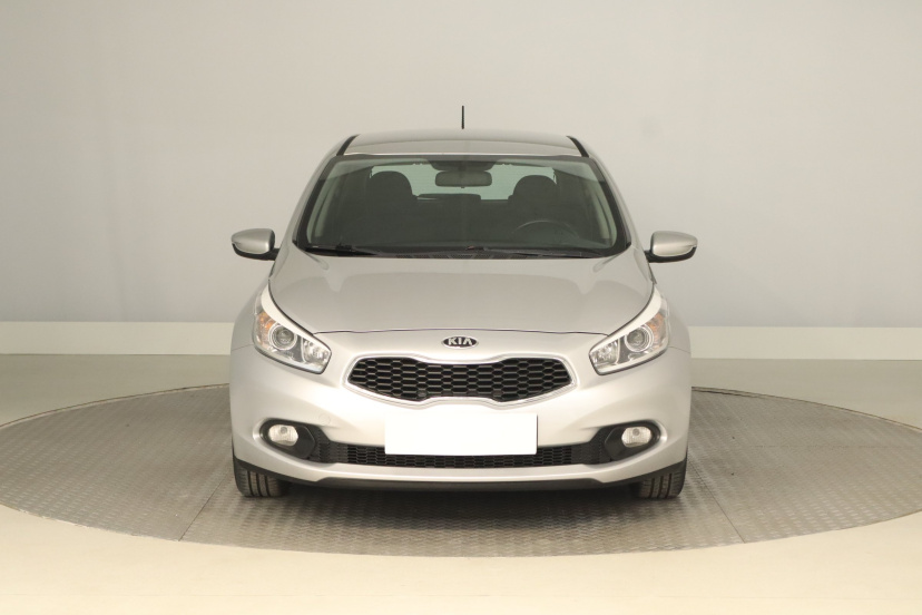 Kia Ceed, 2013