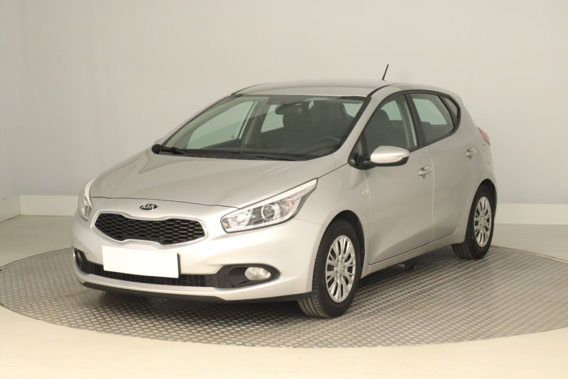 Kia Ceed, 2013