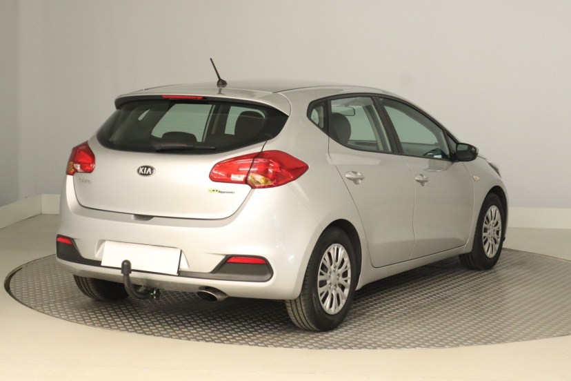 Kia Ceed, 2013