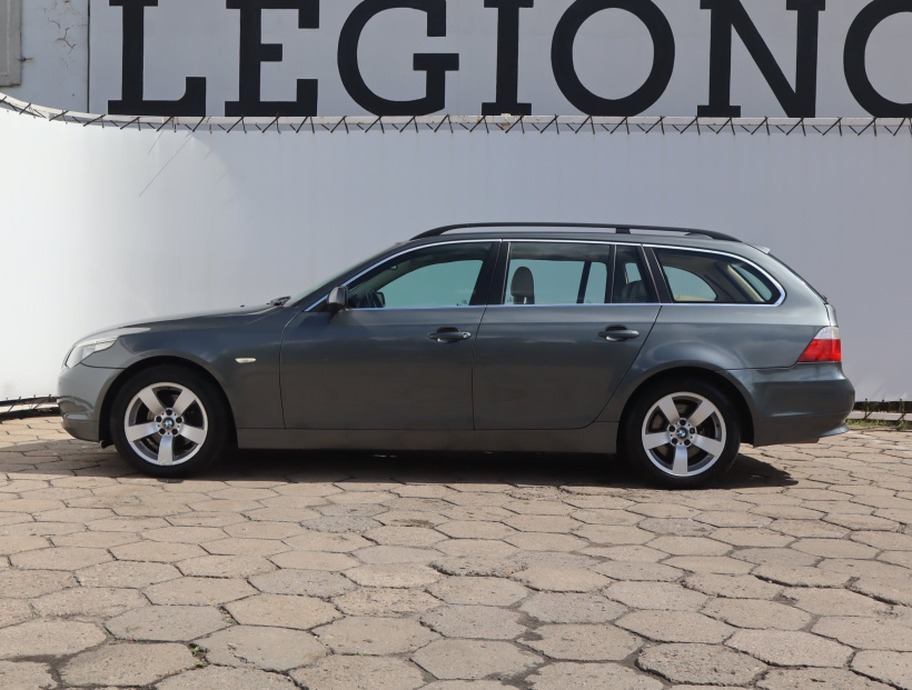 BMW 5, 2004