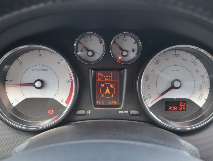 Peugeot 308, 2011