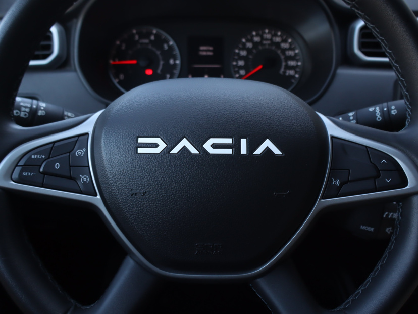 Dacia Duster, 2022