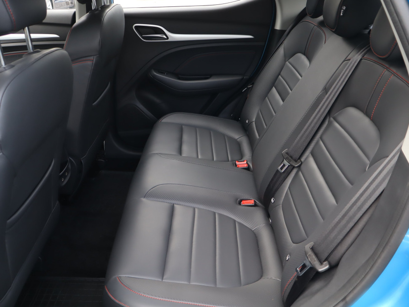MG ZS SUV, 2024