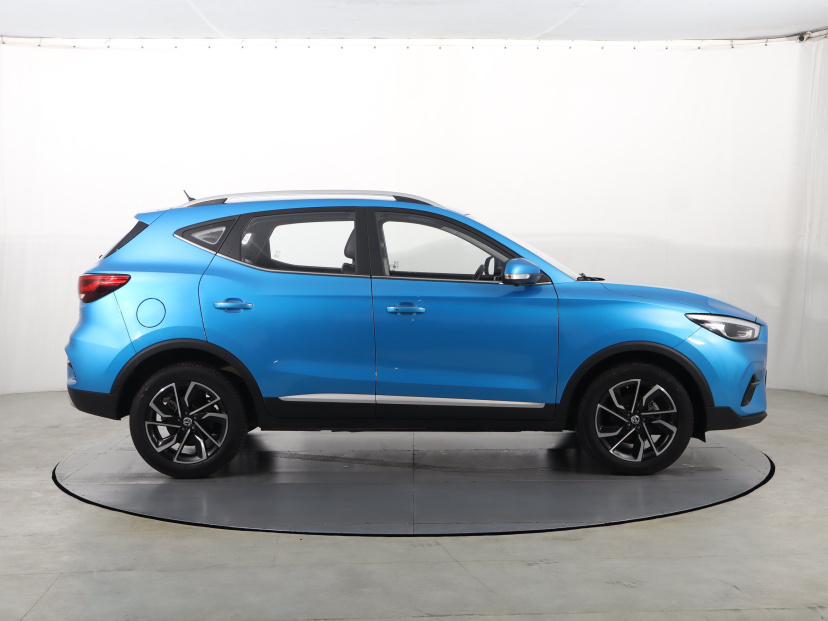 MG ZS SUV, 2024