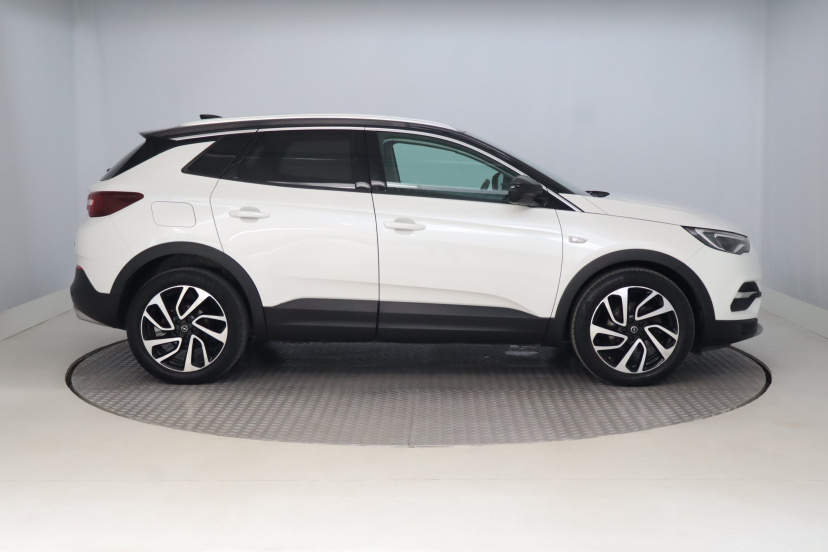 Opel Grandland, 2018