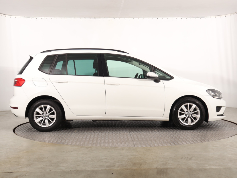 Volkswagen Golf Sportsvan, 2016