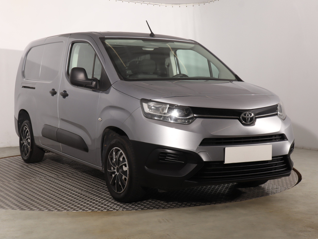 Toyota ProAce City
