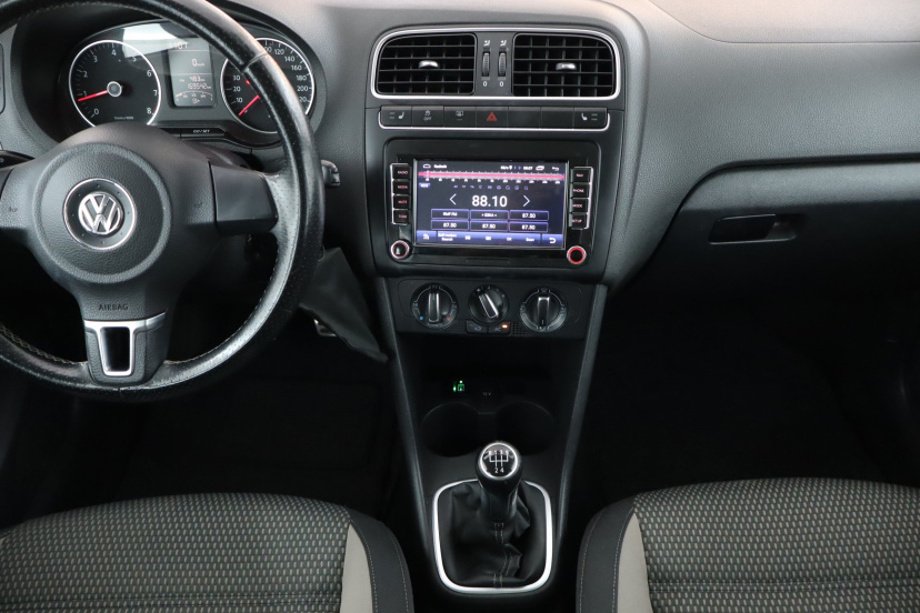 Volkswagen Polo, 2010
